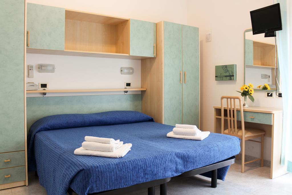 Hotel Buda Bellaria-Igea Marina Exterior foto
