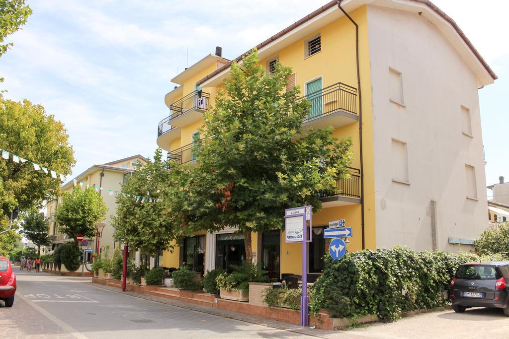 Hotel Buda Bellaria-Igea Marina Exterior foto